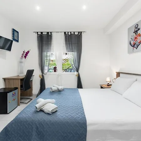 Alice Casa de hóspedes 3*