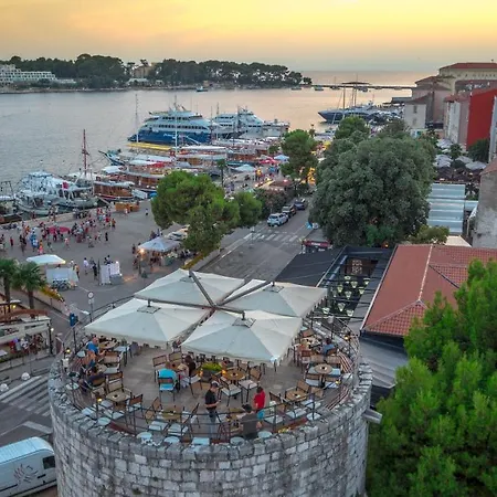 Casa de hóspedes Alice 3*